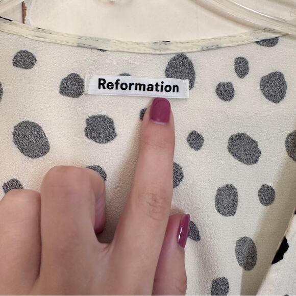 Reformation Annaliese Polka Dot Button Front Top XS - Picture 3 of 6